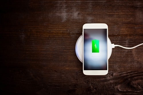 iPHONE 8 הביא את הבשורה: 5 מטענים אלחוטיים שכדאי להכיר